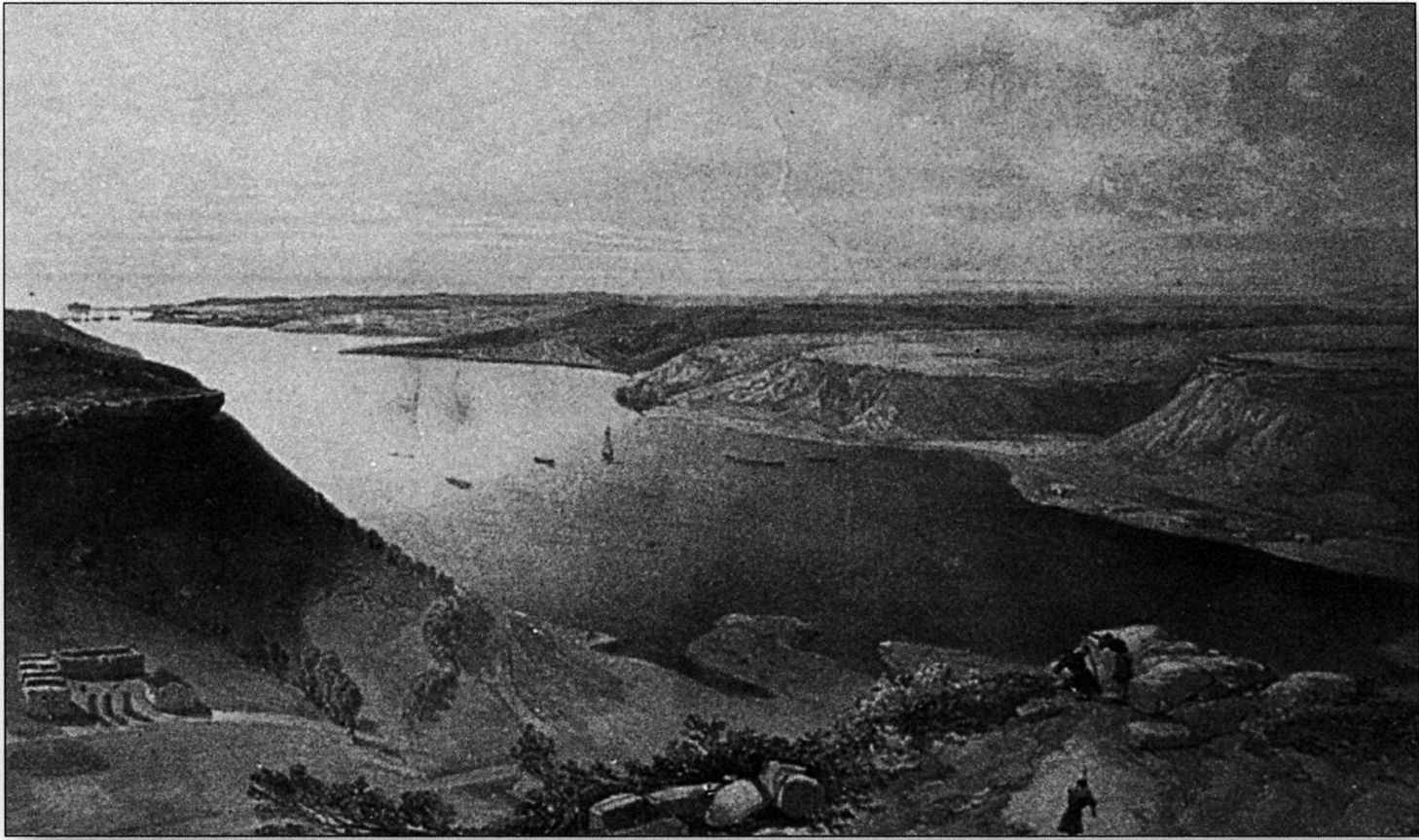 Северная сторона Севастополя. Вдалеке слева, на входе в гавань, прикрываемом заслоном из затопленных кораблей, виднеется союзнический флот. Изрезанный рельеф трудной местности в северном секторе Севастополя (батареи которого видны на среднем плане) демонстрирует то, с какими сложностями столкнулись бы союзники, вздумай они форсировать бухту под огнем врага с его южных позиций на Корабельной стороне, но вместо того они приняли иное решение и предпочли предпринять «фланговый марш». (Сандхерст) Северная сторона Севастополя. Вдалеке слева, на входе в гавань, прикрываемом заслоном из затопленных кораблей, виднеется союзнический флот. Изрезанный рельеф трудной местности в северном секторе Севастополя (батареи которого видны на среднем плане) демонстрирует то, с какими сложностями столкнулись бы союзники, вздумай они форсировать бухту под огнем врага с его южных позиций на Корабельной стороне, но вместо того они приняли иное решение и предпочли предпринять «фланговый марш». (Сандхерст)
